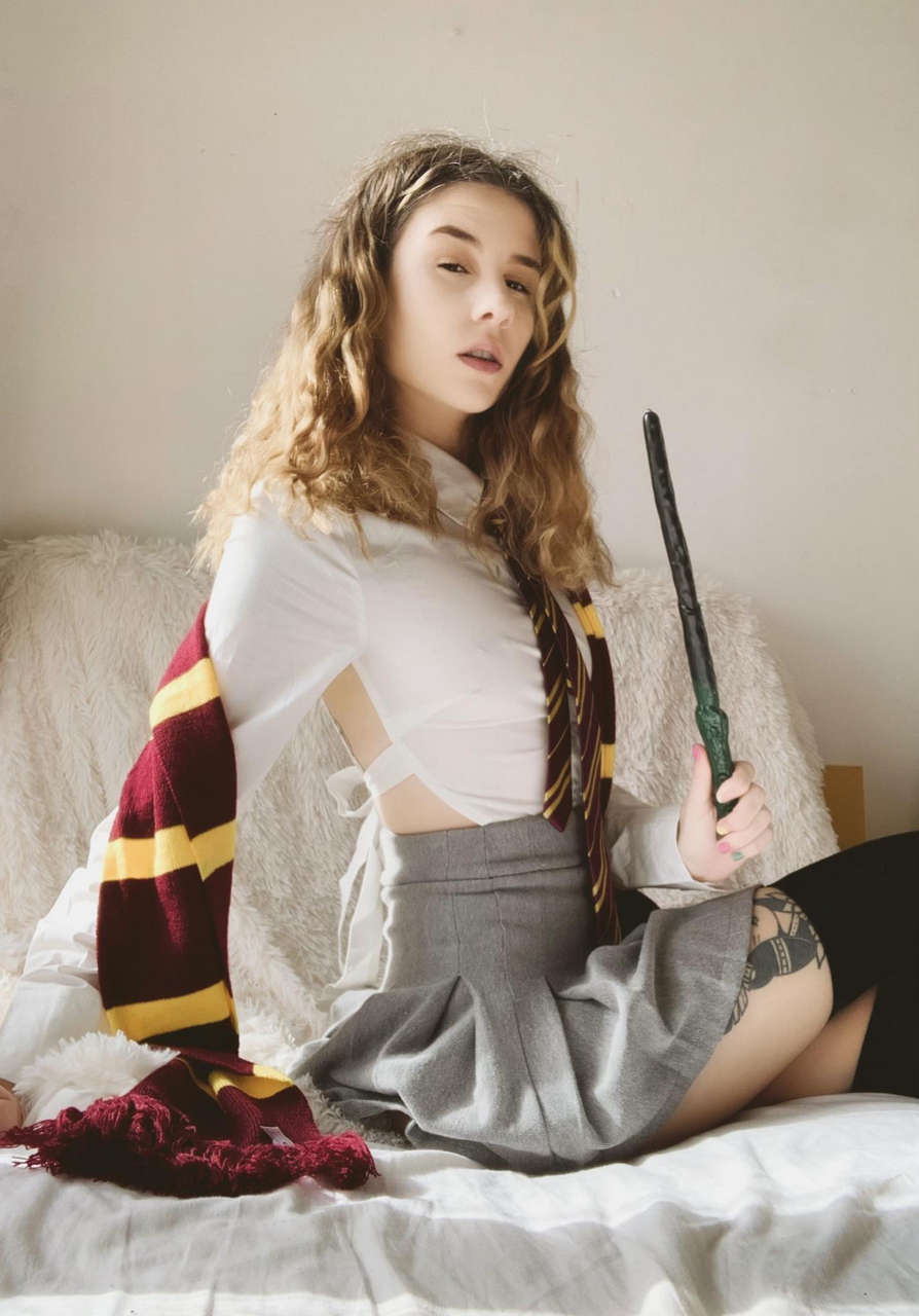 Hermione Granger By Nina Gardeni