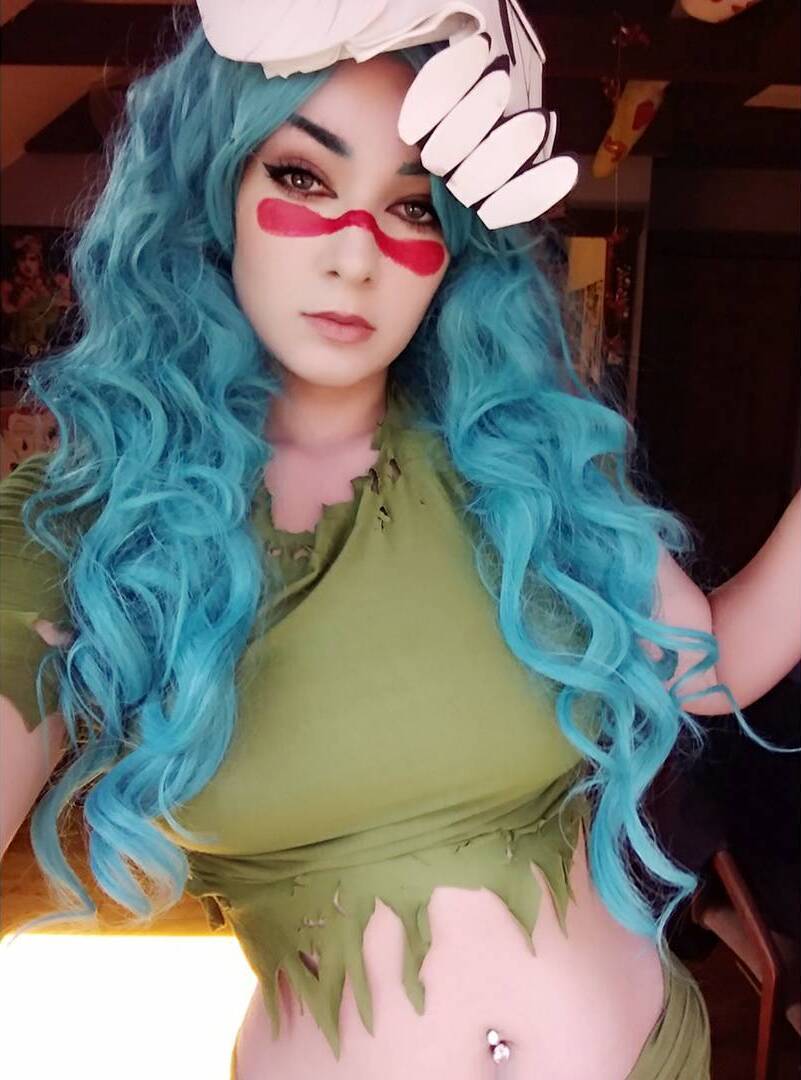 Hitomi Cosplay As Neliel Bleac
