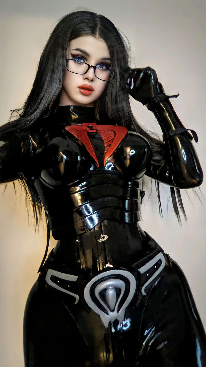 Latex Baroness Cosplay By Paralllaxus Sel