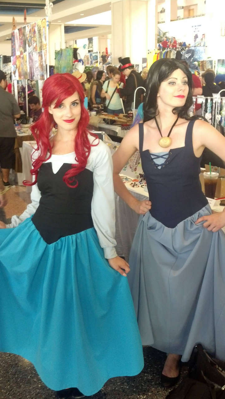 Ariel And Ursula Cosplay At Metrocon In Florida Toda