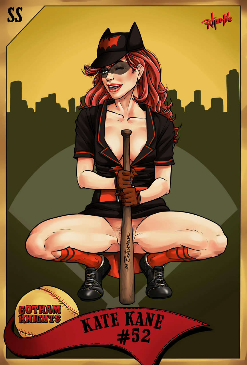 Batwoman And A Bat Radprofil