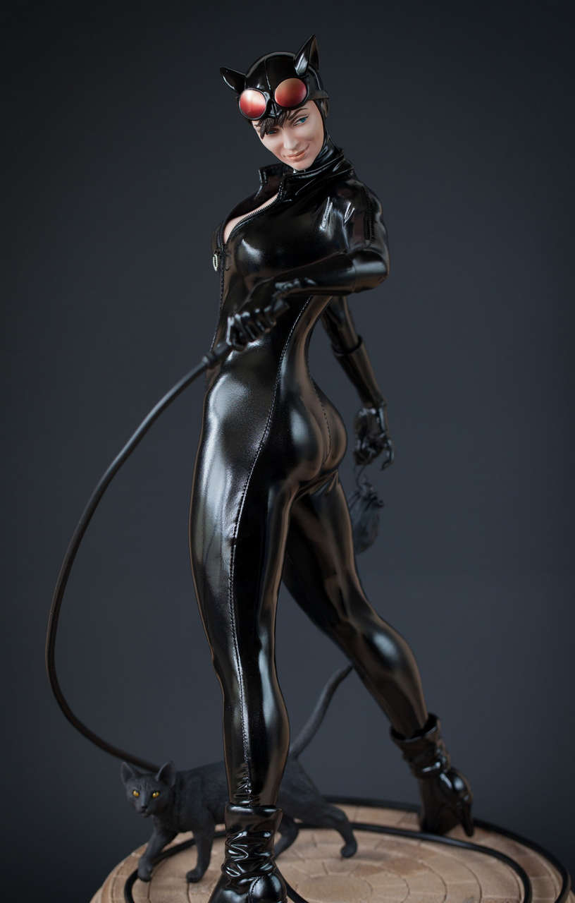 Catwomans Nice Butt Figurine By Sideshow Collectibl