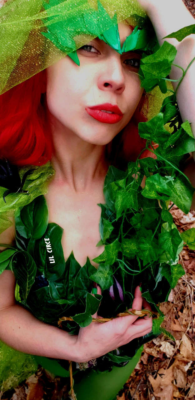 I Am Mother Nature Posion Ivy Cosplayed By Lil Circ