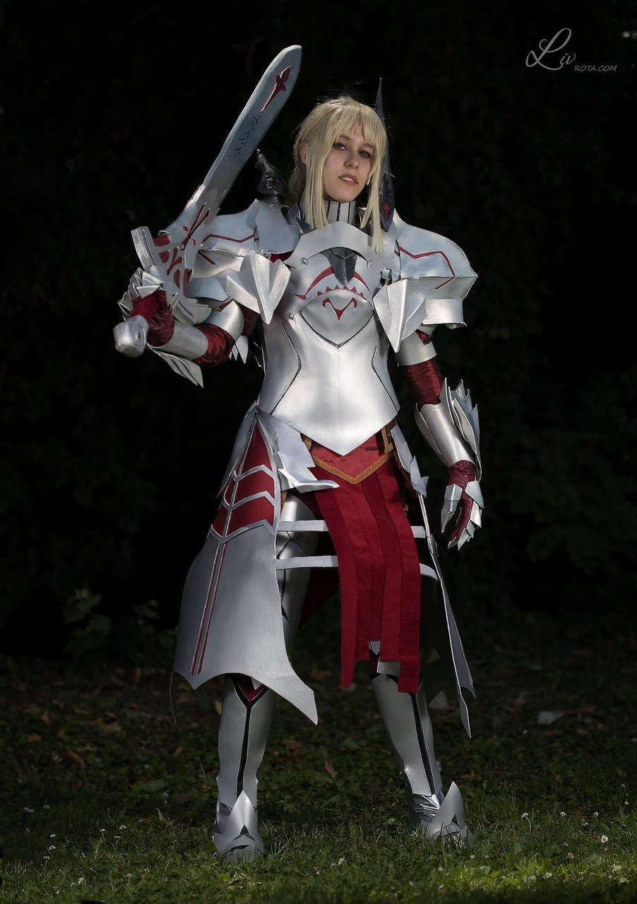 No Spoilers Cosplay Mordred Armor Fate Cosplay By Drosseltira Ph Liv Rot