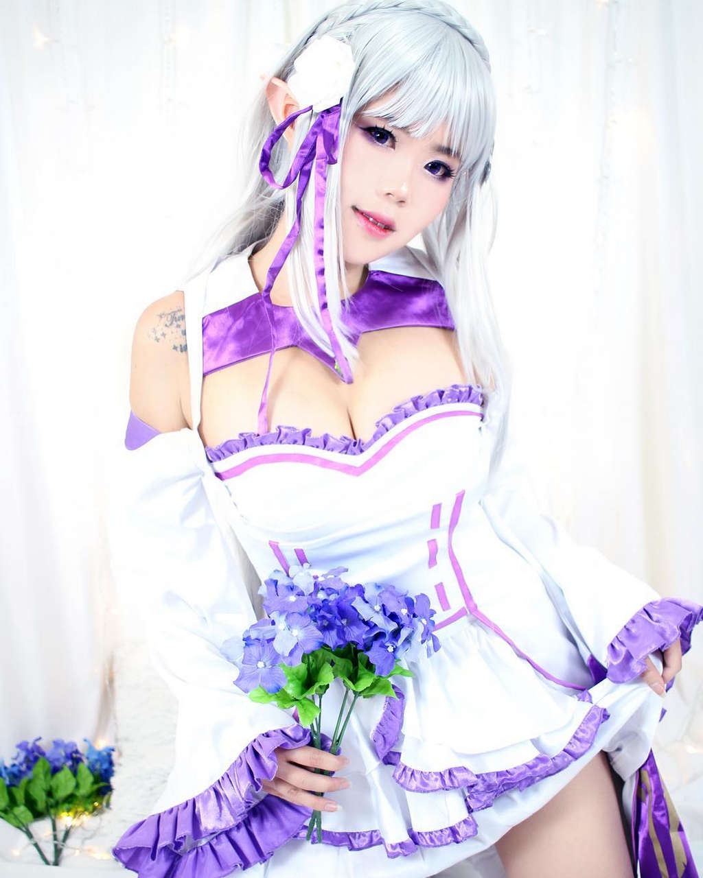 Sexy Emilia Cosplay From Re Zer