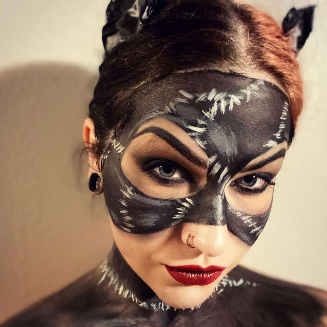 Some Catwoman Facepaint Action By Self Evilyn Obsidian Michelle Pfeiffer Inspire