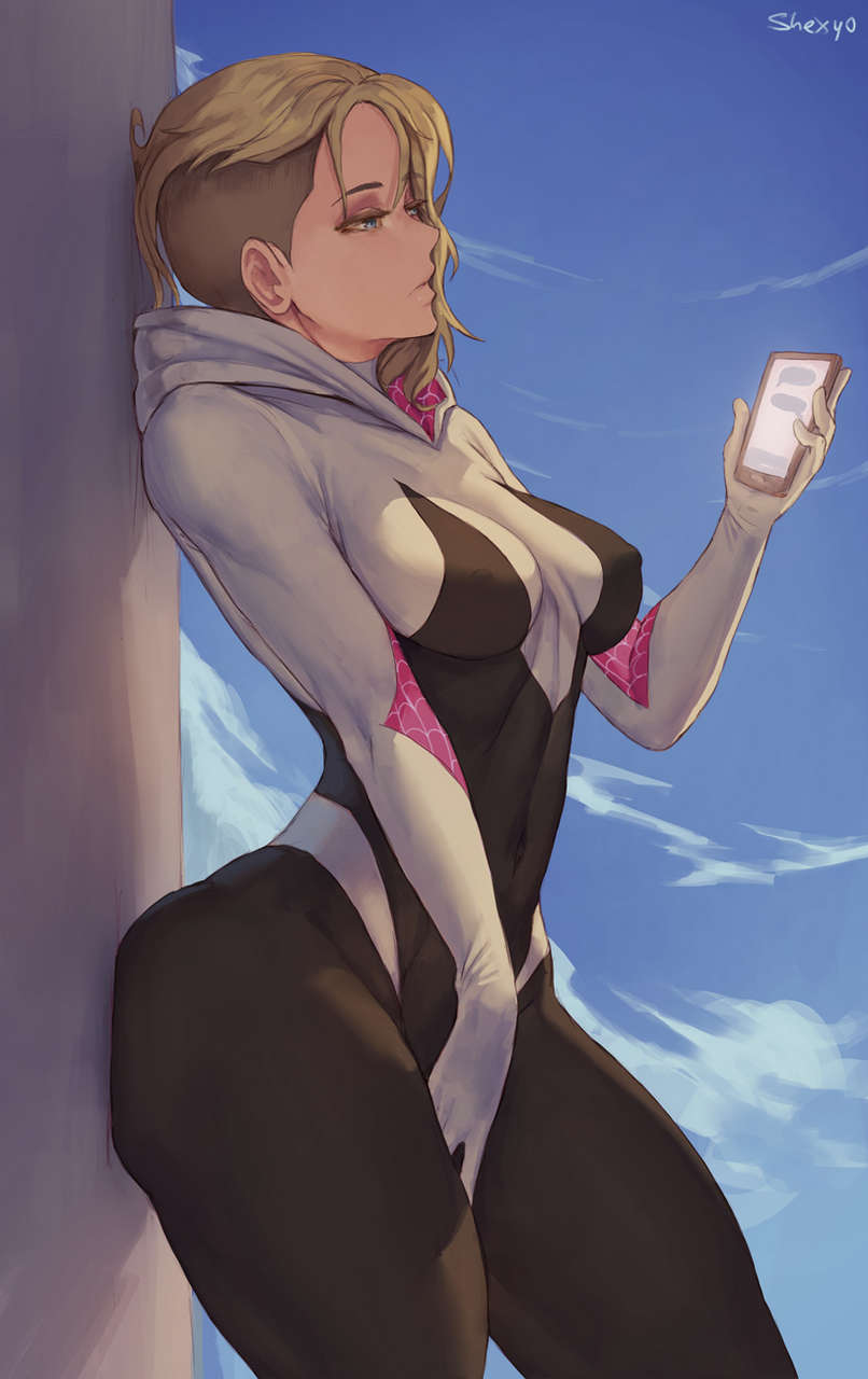 Spider Gwen Checking Her Phone Shexyo Marve