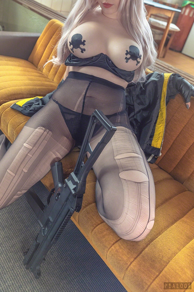 Ump45 From Girls Frontline By Pialoof