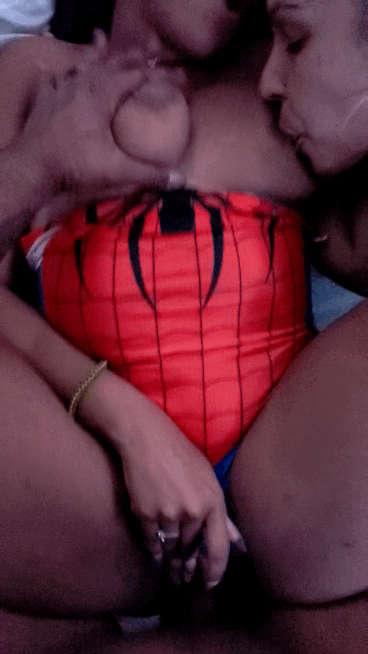 Bi Spidergirl