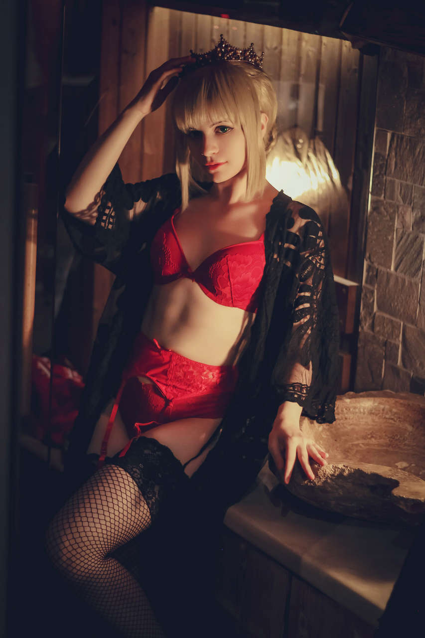 Boudoir Saber Cosplay By Me Roselincosplay I Hope You Like Red Cause I Love I