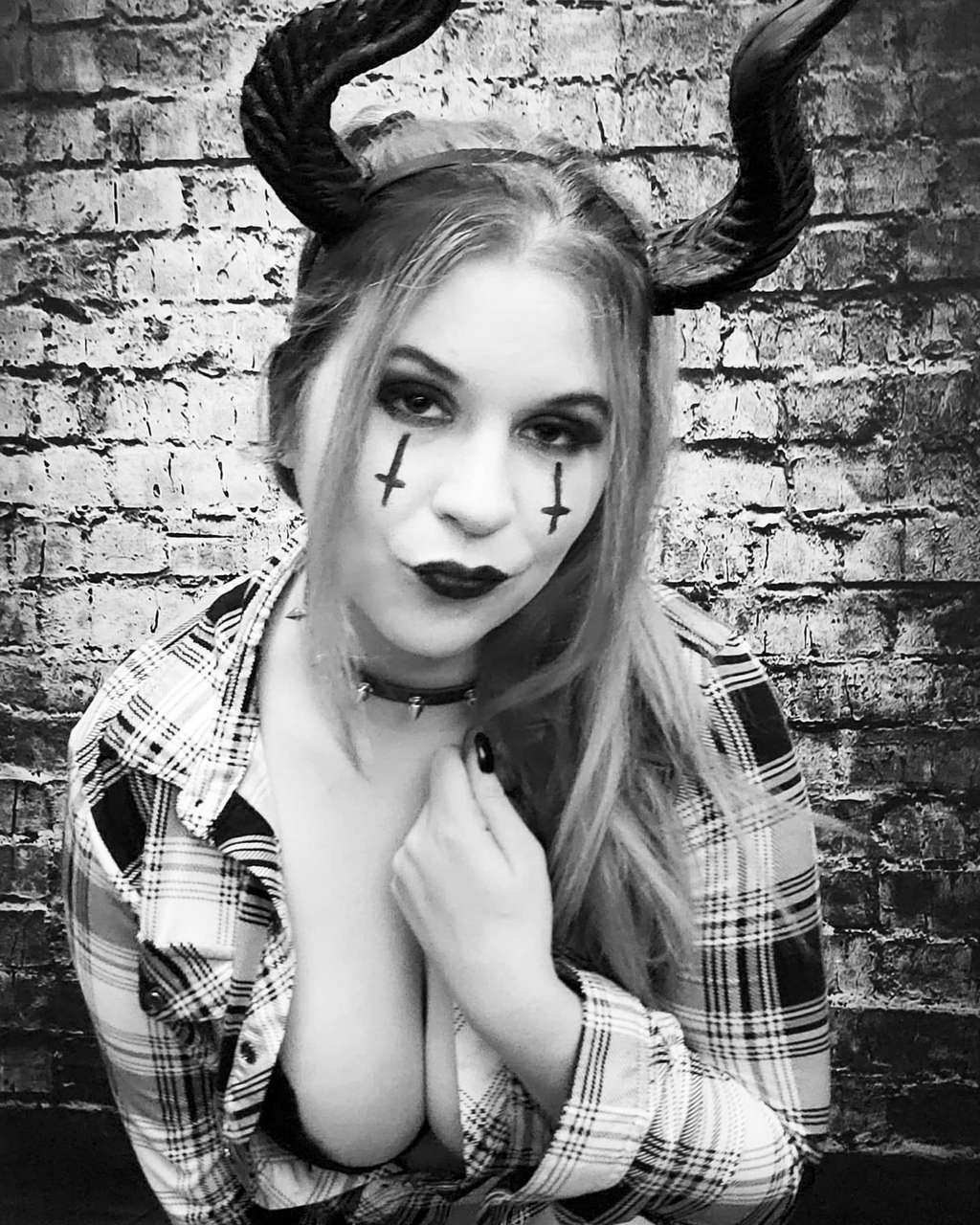 Demon Girl By Fayedream