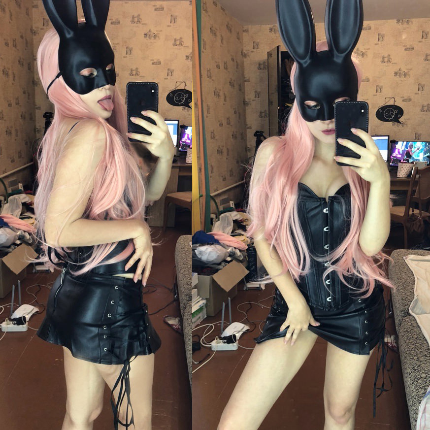 Self Bad Bunny Want To Play By Evenink Cospla