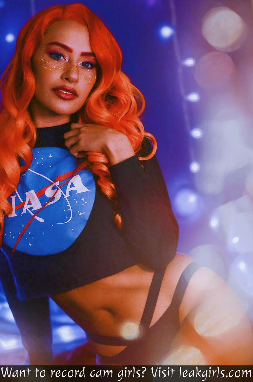 Starfire From Teen Titans By Mo Ns 