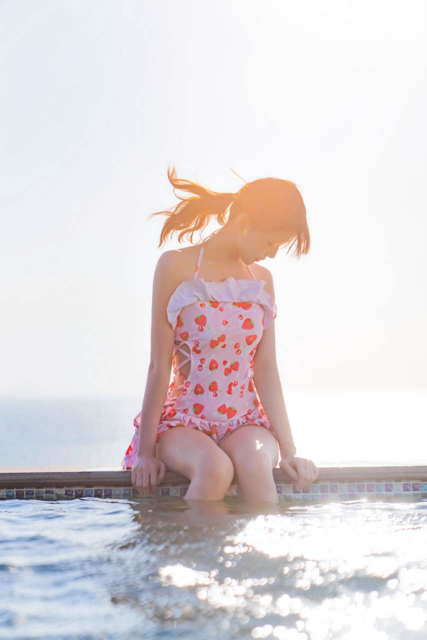 Cos Benefits Peach Sweet Strawberry Swimsuit Photo