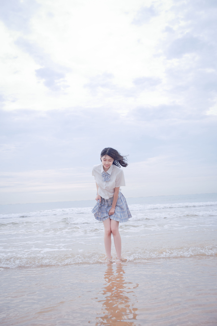 Cos Welfare Zhou Qi Is Cute Rabbit Seaside Jk