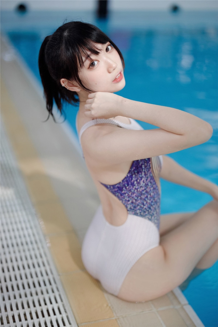 Zhou No 001 No 001 Swimming