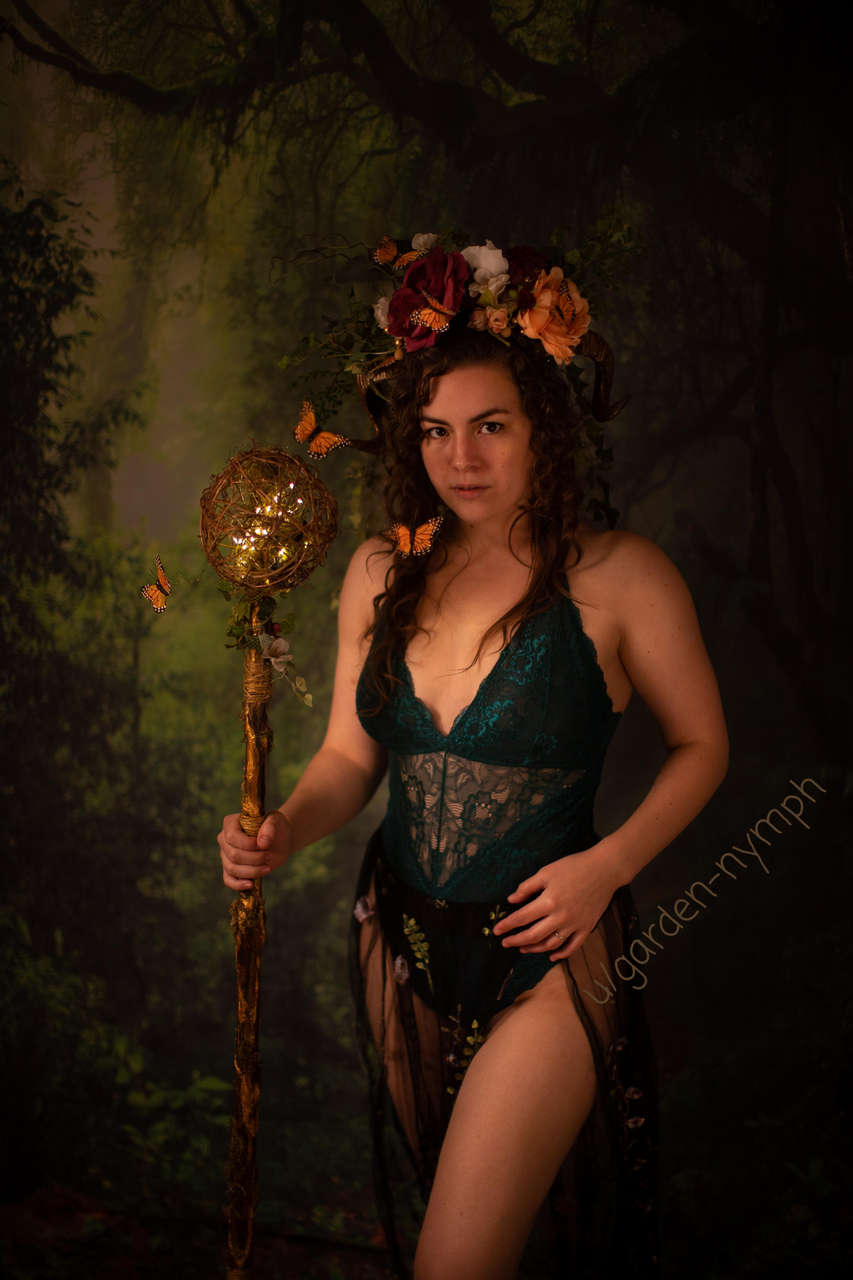 My Dnd Inspired Druid Costume I Made The Headpiece And Staff Sel