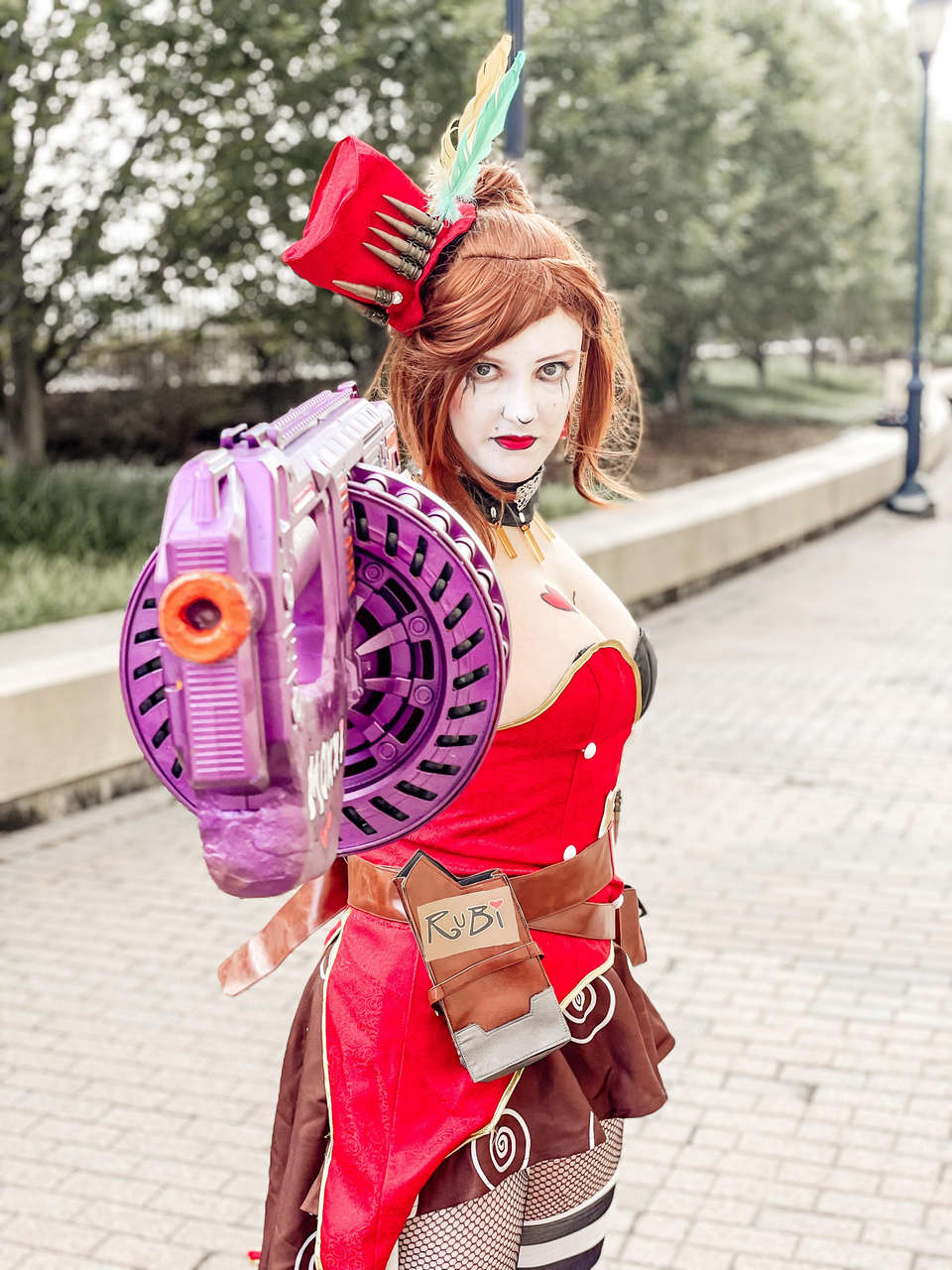 Self Mad Moxxi From Borderlands 