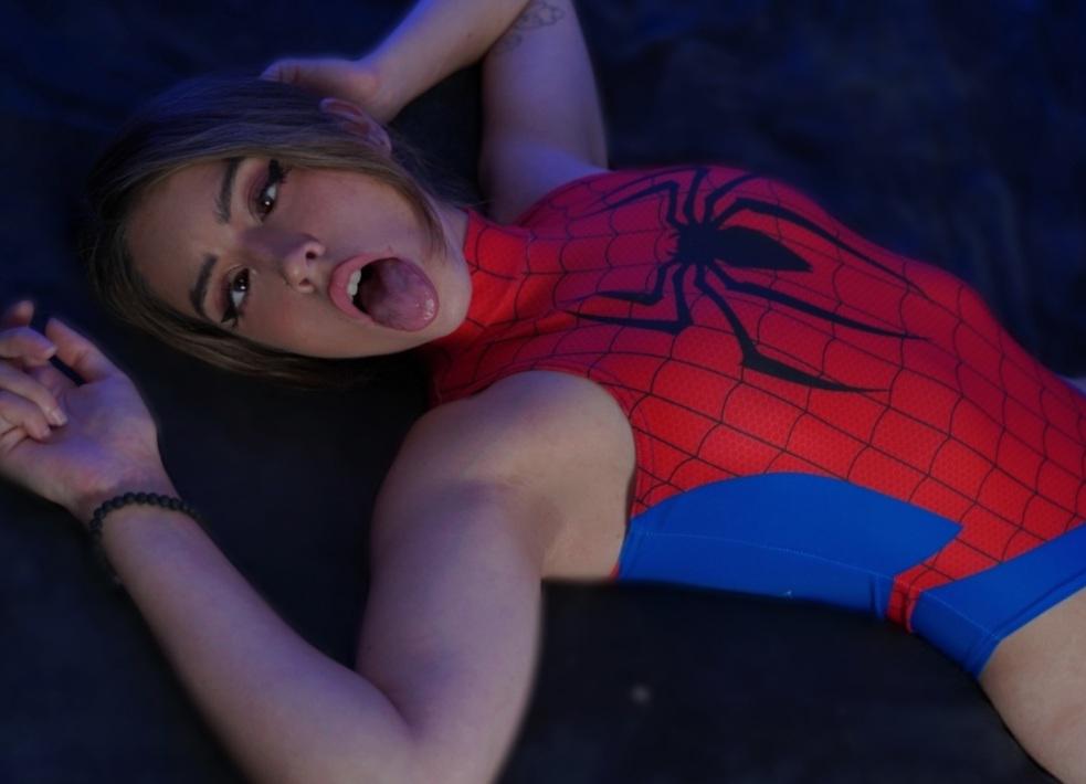 Shoot Your Web At Me Spiderwomen Cosplay Ambe