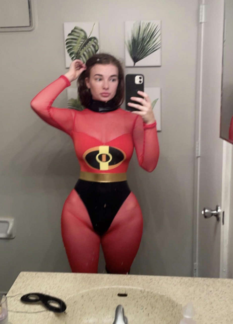 Elastigirl From The Incredibles By Realprettyange