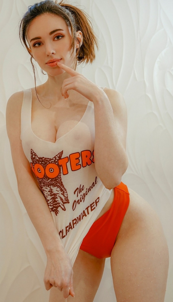 Amouranth Hooter