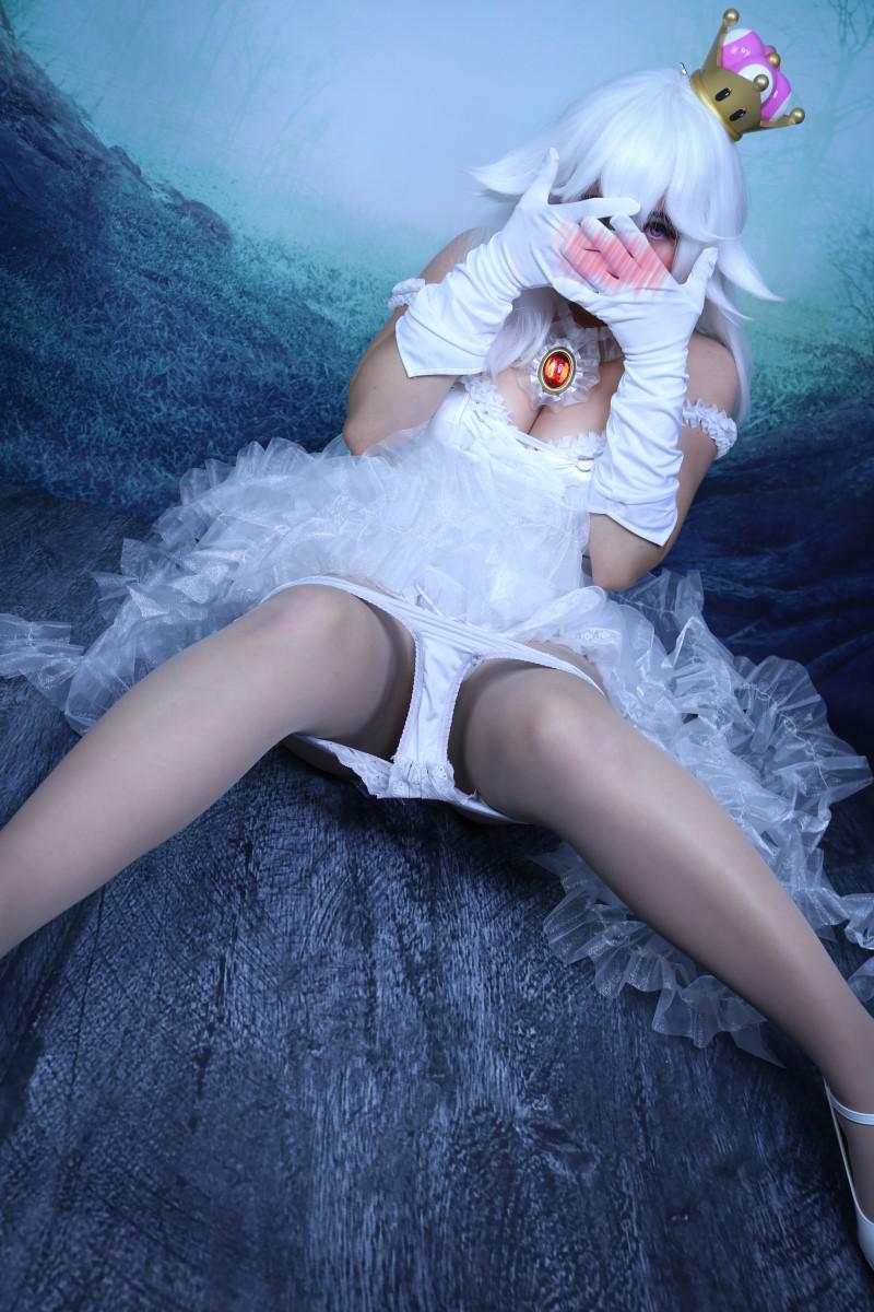 Are You Afraid Of Ghosts Boosette By Lysand