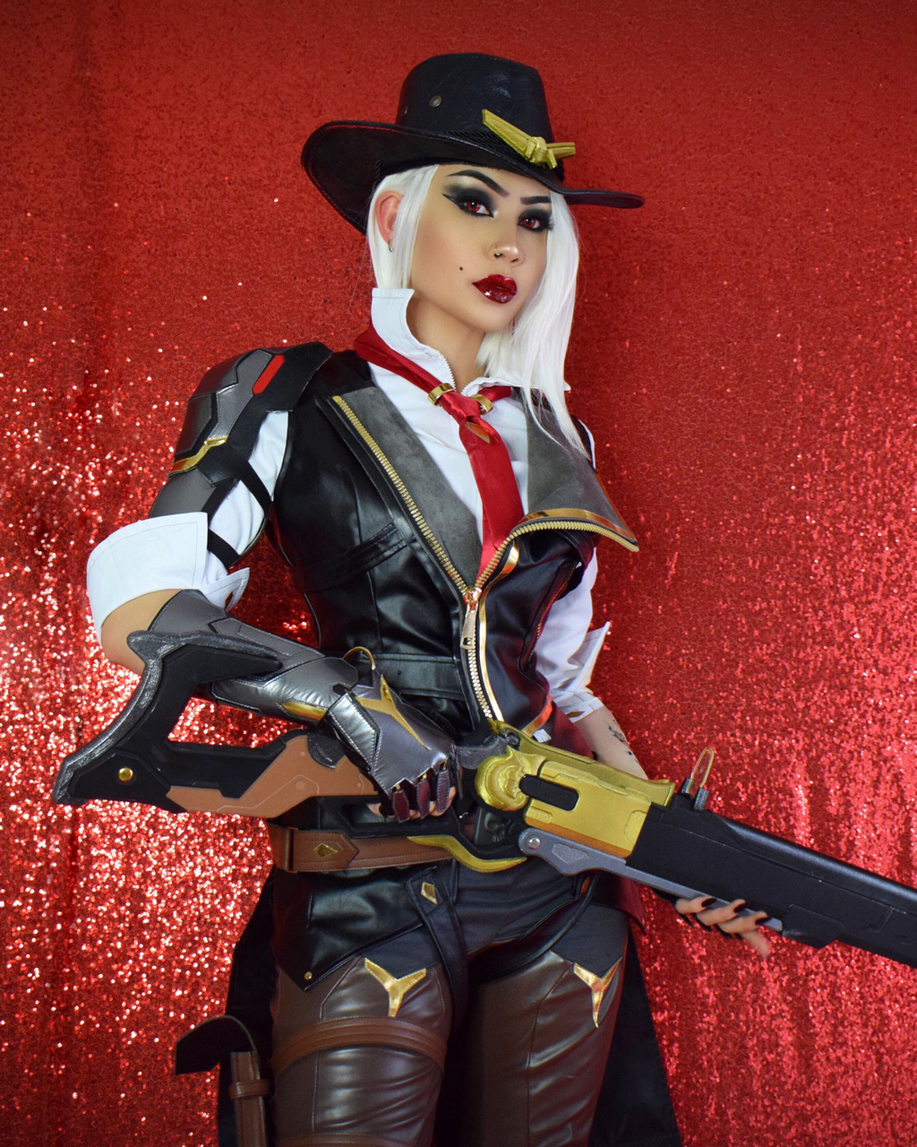Ashe From Overwatch Cosplay By Felicia Vo