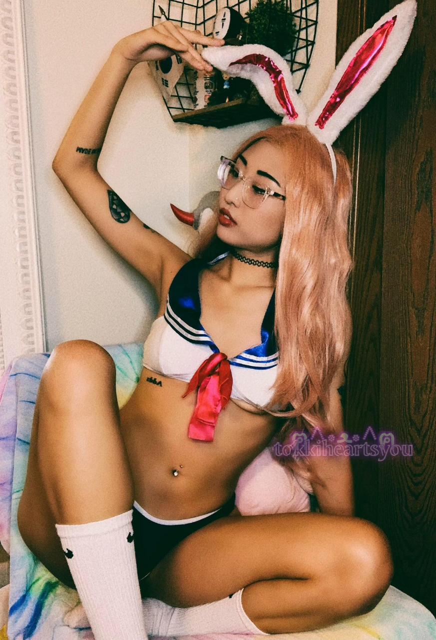 Do You Like Cute Bunny Girl