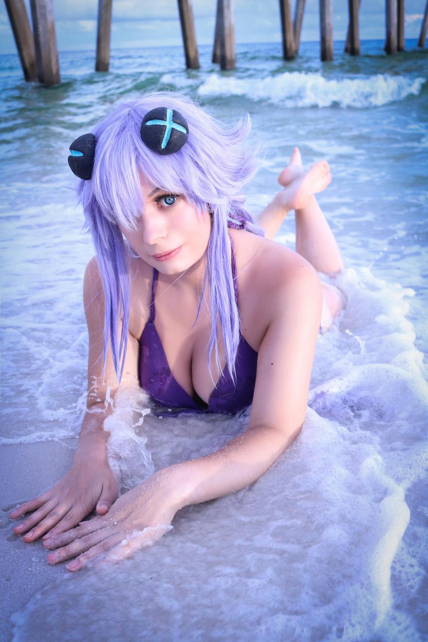 Do You Want To Enjoy The Beach With Purple Heart By Lysand