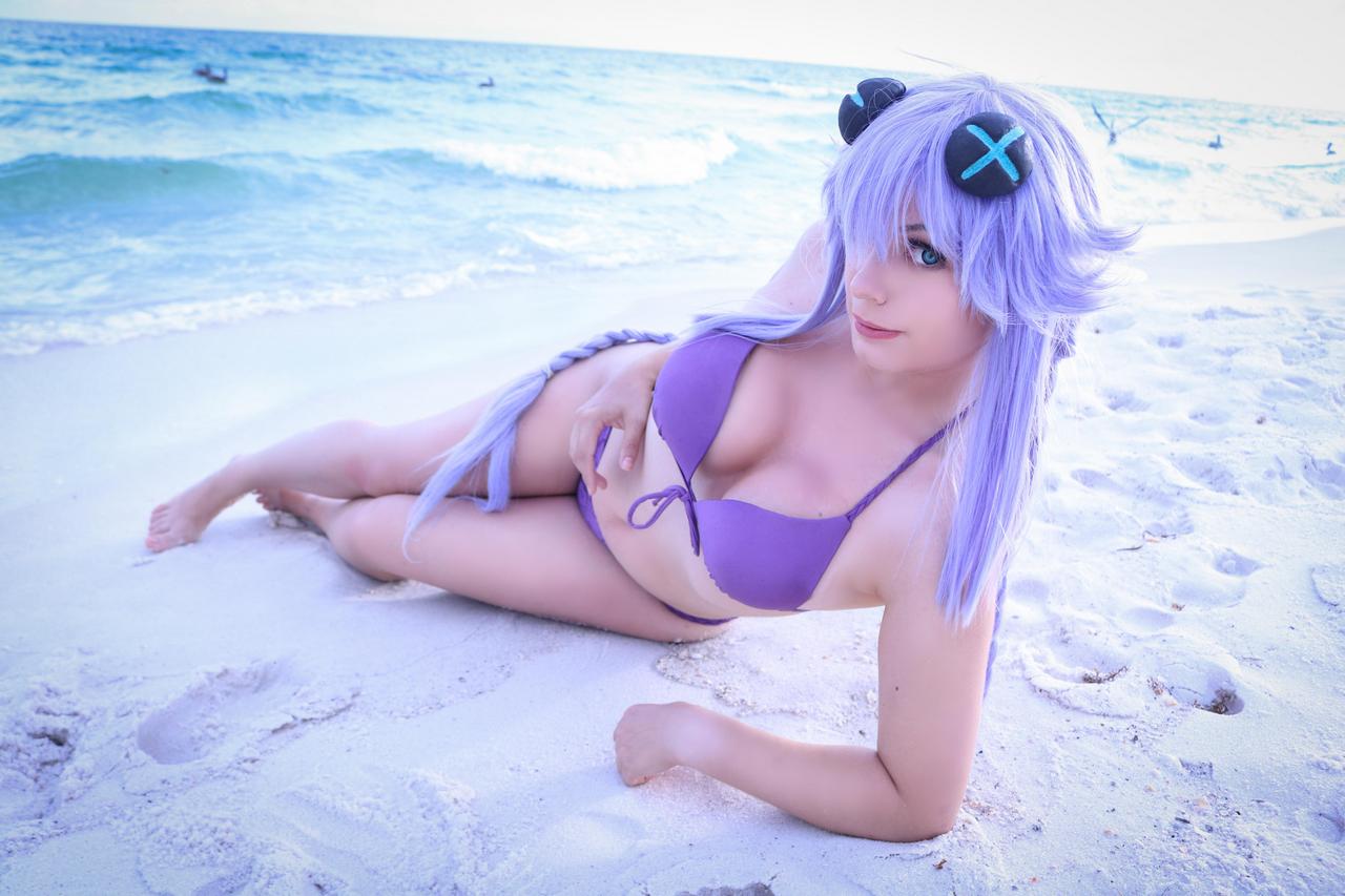 Do You Want To Spend A Day At The Beach With Purple Heart By Lysand