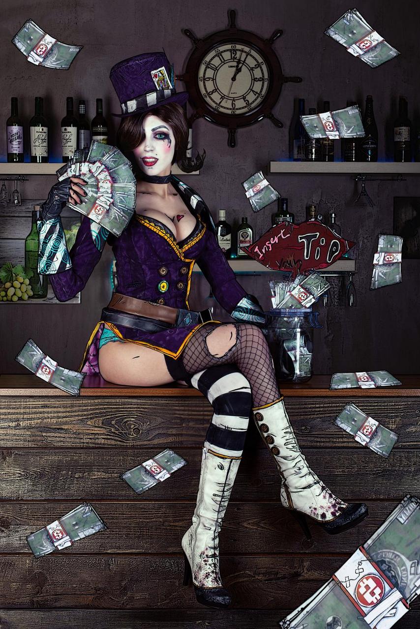 Mad Moxxi By Daria Roo