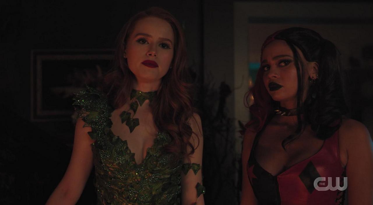 Madelaine Petsch As Poison Ivy And Vanessa Morgan As Harley Quin