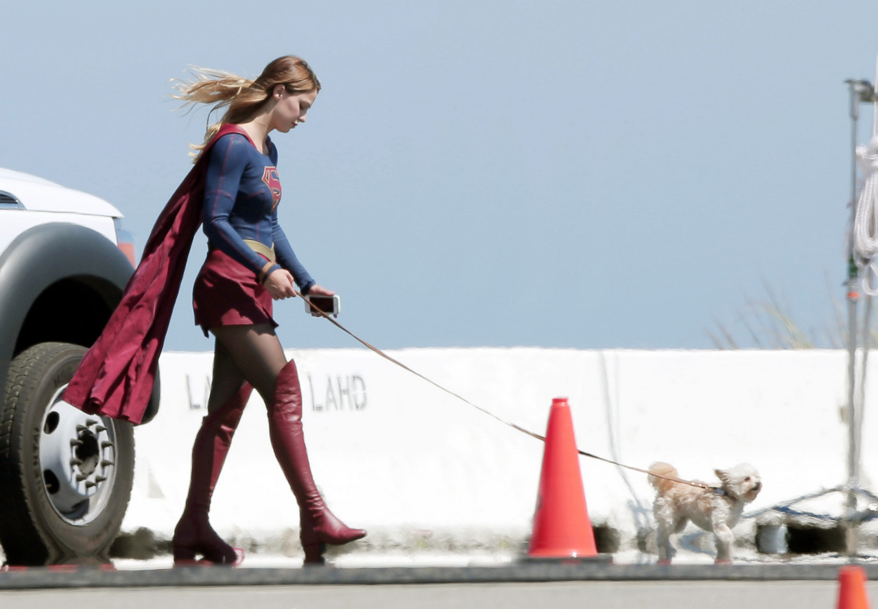 Melissa Benoist On The Set Of Supergirl Not Quite In Characte