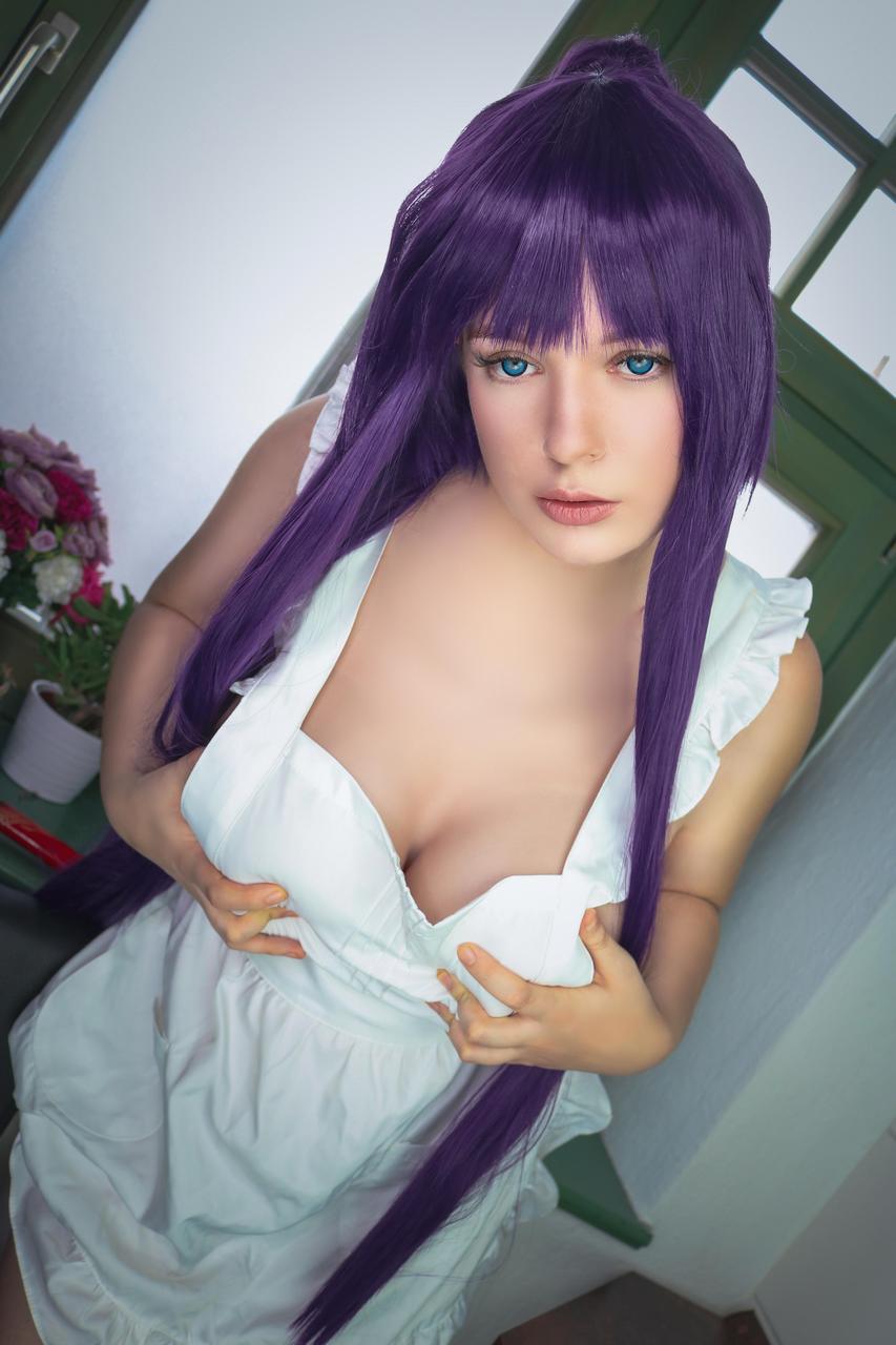 No Need To Wear More Than An Apron Dont You Think Saeko By Lysand