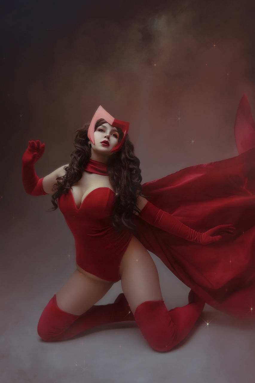 Scarlet Witch Marvel Comics By Asami Gate