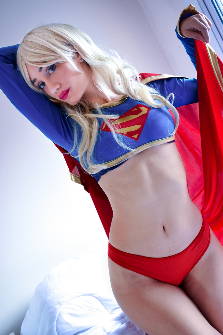 Supergirl By Sophie Valentine