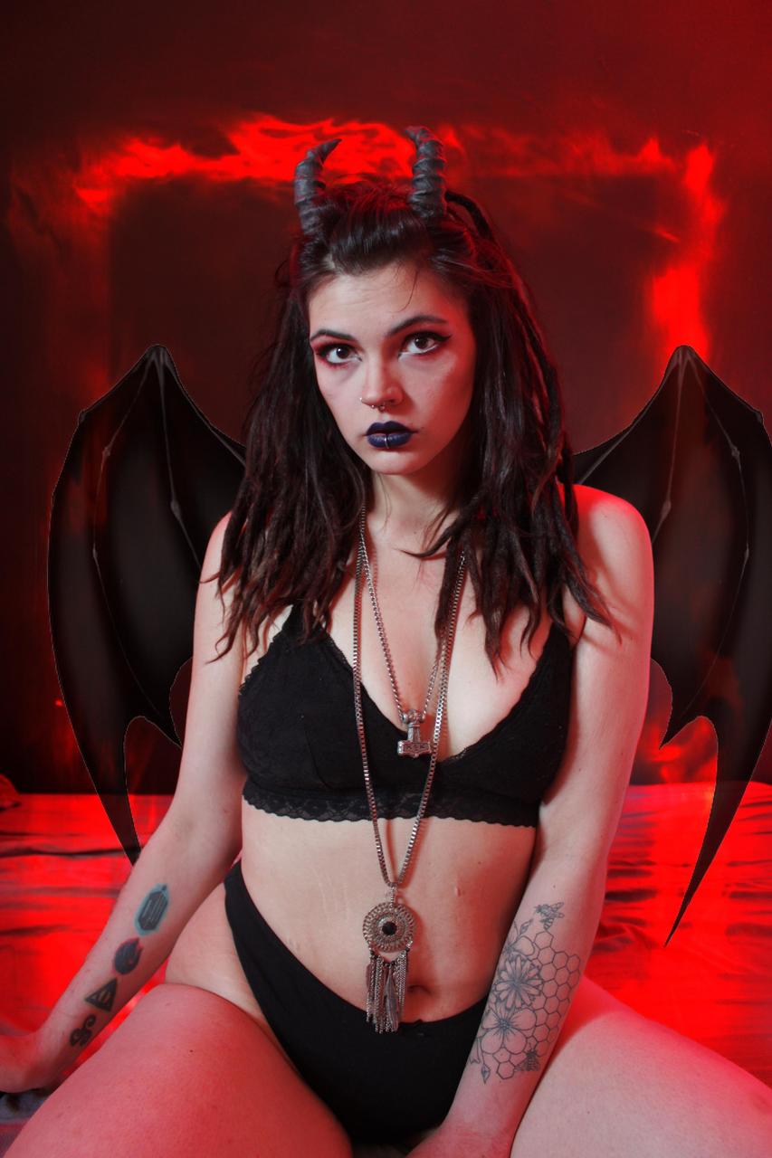 This Sexy Demon Is Waiting For You Link In The Comments
