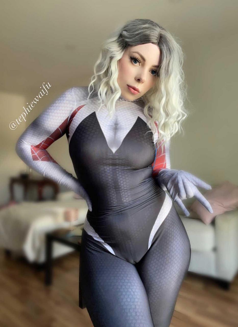 What Are You Staring At Punk Spider Gwen Cosplay By Tephiewaif