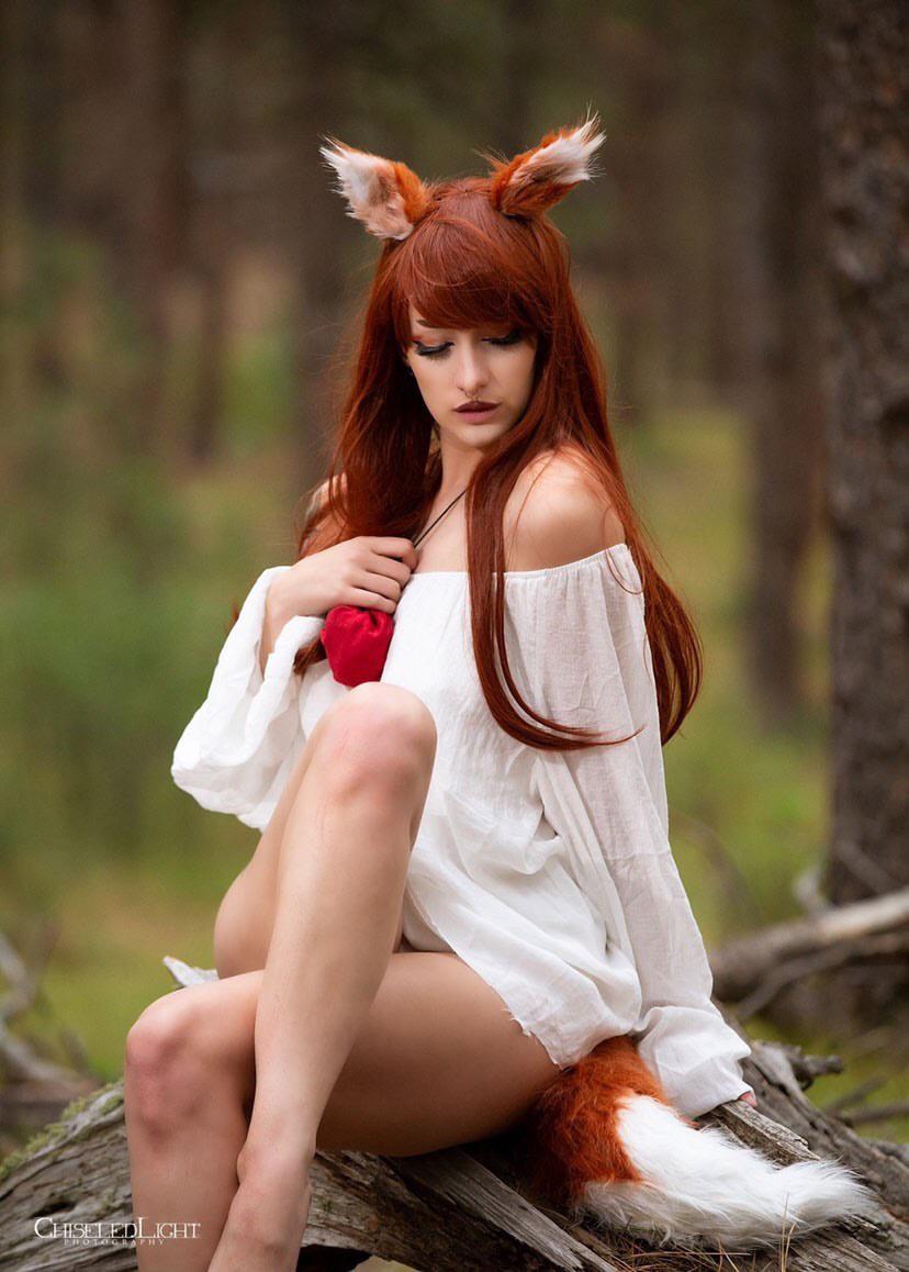 Will You Follow This Wolf Girl Into The Forest Holo Cosplay By Ipeachyswee
