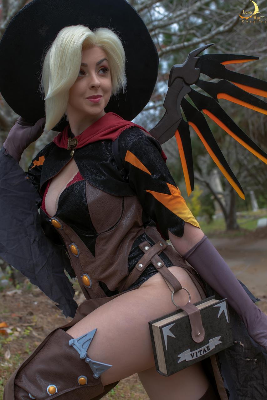 Witch Mercy Cosplay By Lunaraecosplay Sel