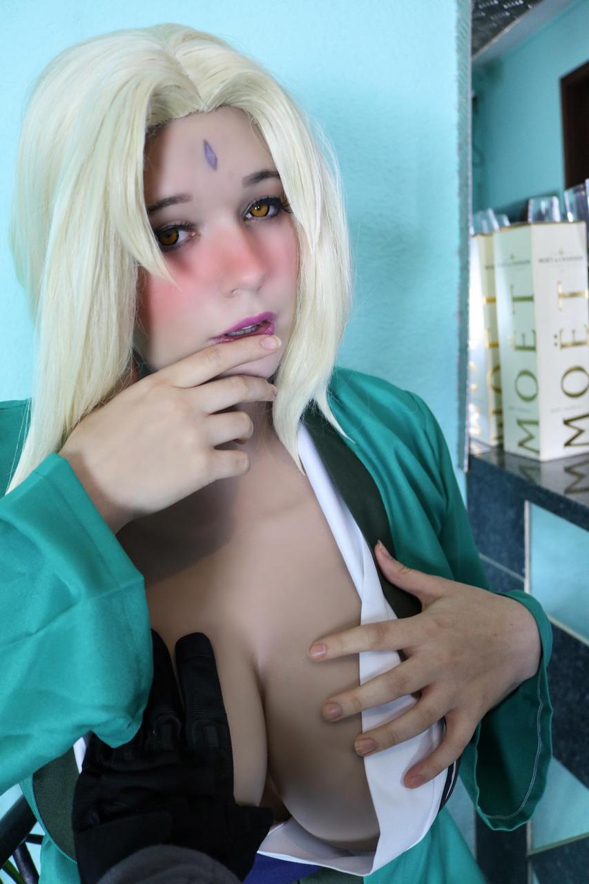 Would You Date Tsunade By Lysand