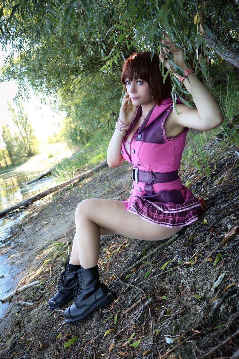 Would You Join Kairi On A Walk By Lysand