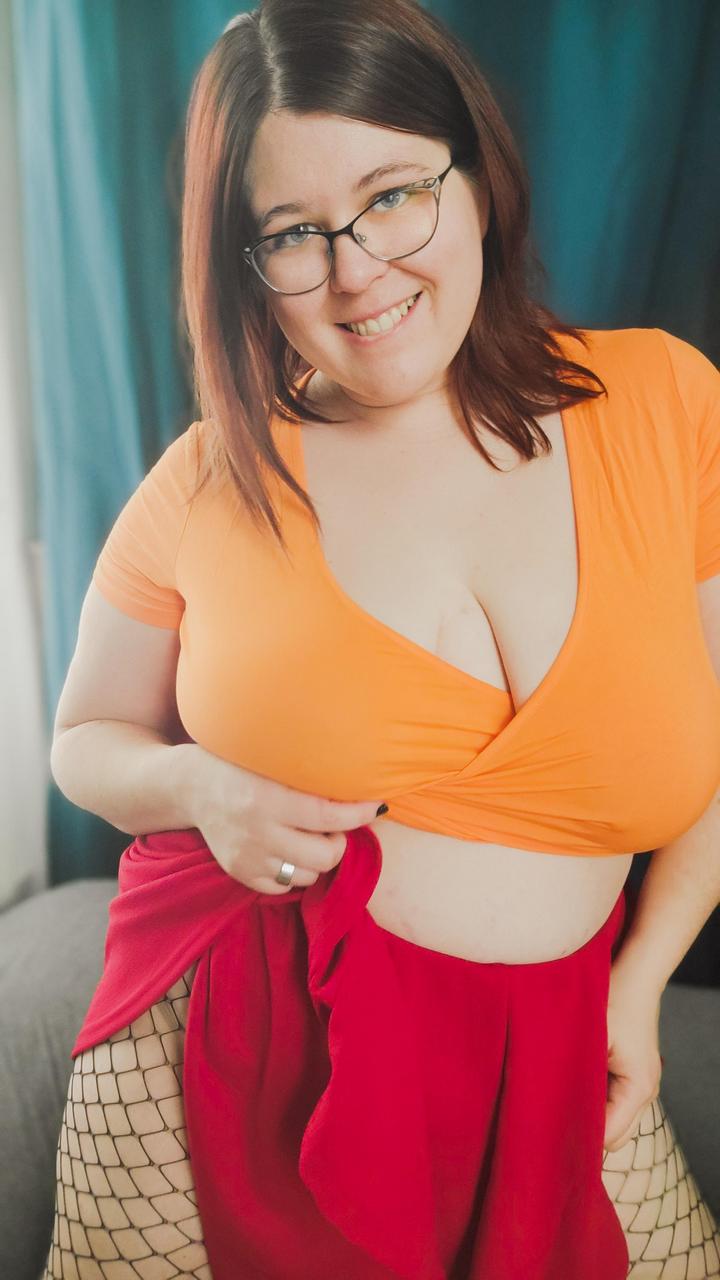 Chubby Velma Was A Fun First Cospla