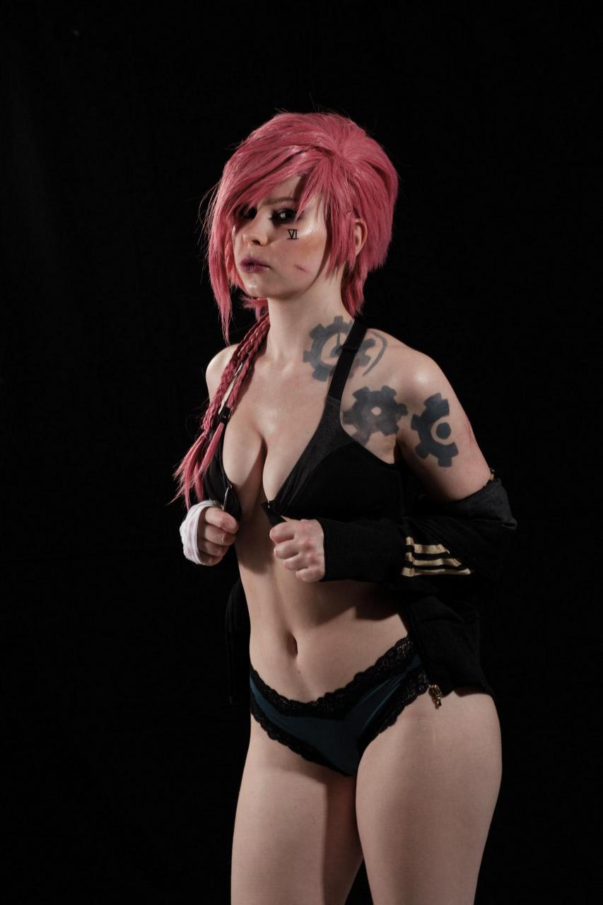 Vi From Arcane Undressing After Workout By Misacosplaysw