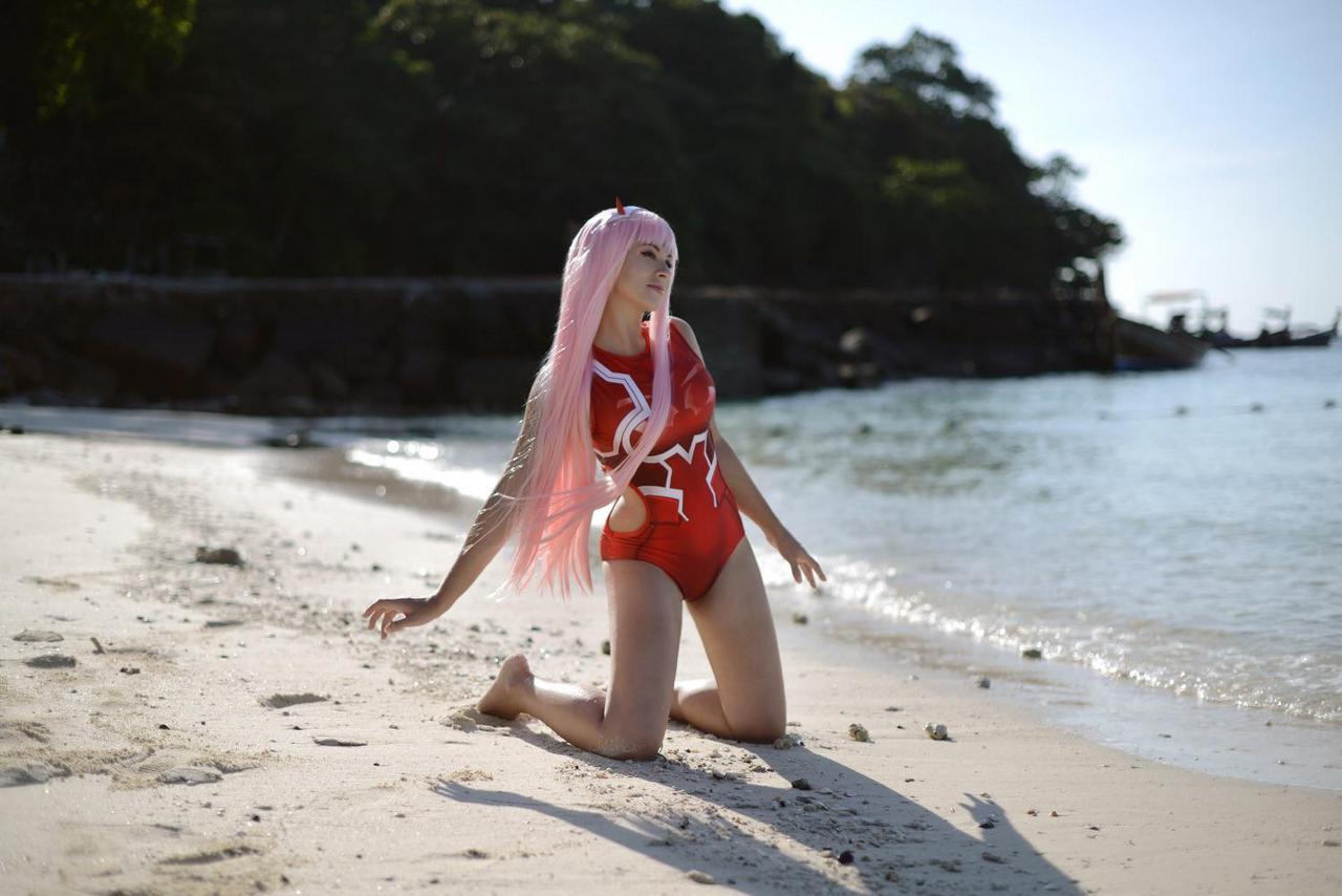 Fall In Love With The Beach Myself Zero Two Darling In The Franx