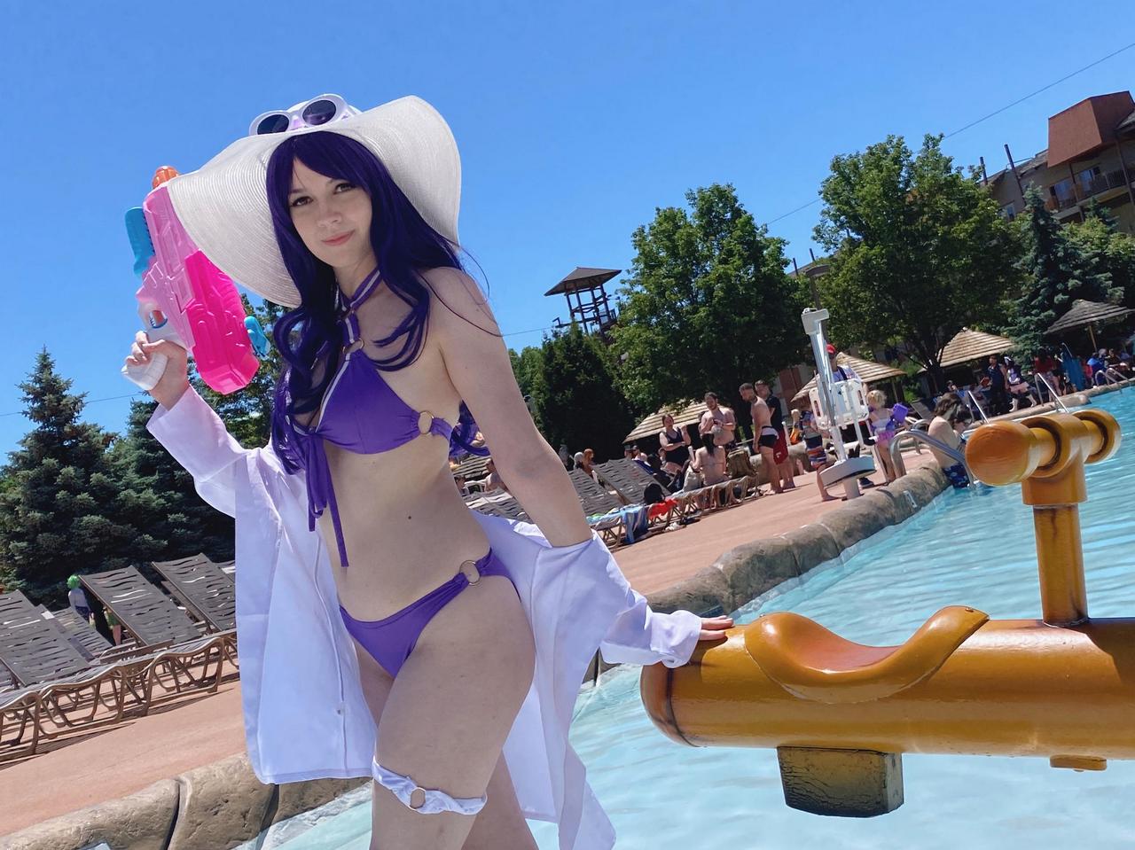 Pool Party Caitlyn By Cllowni