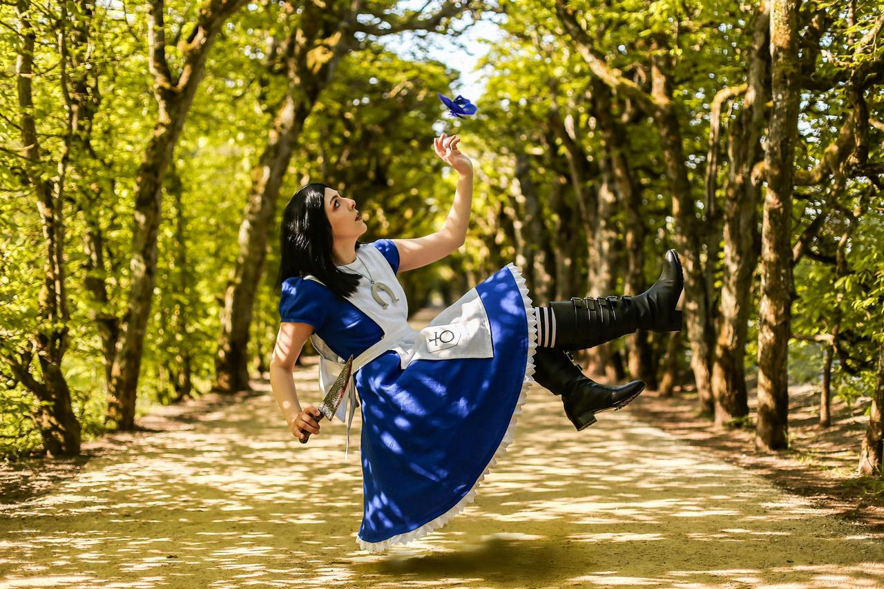Alice Madness Returns Cosplay By Sajaly