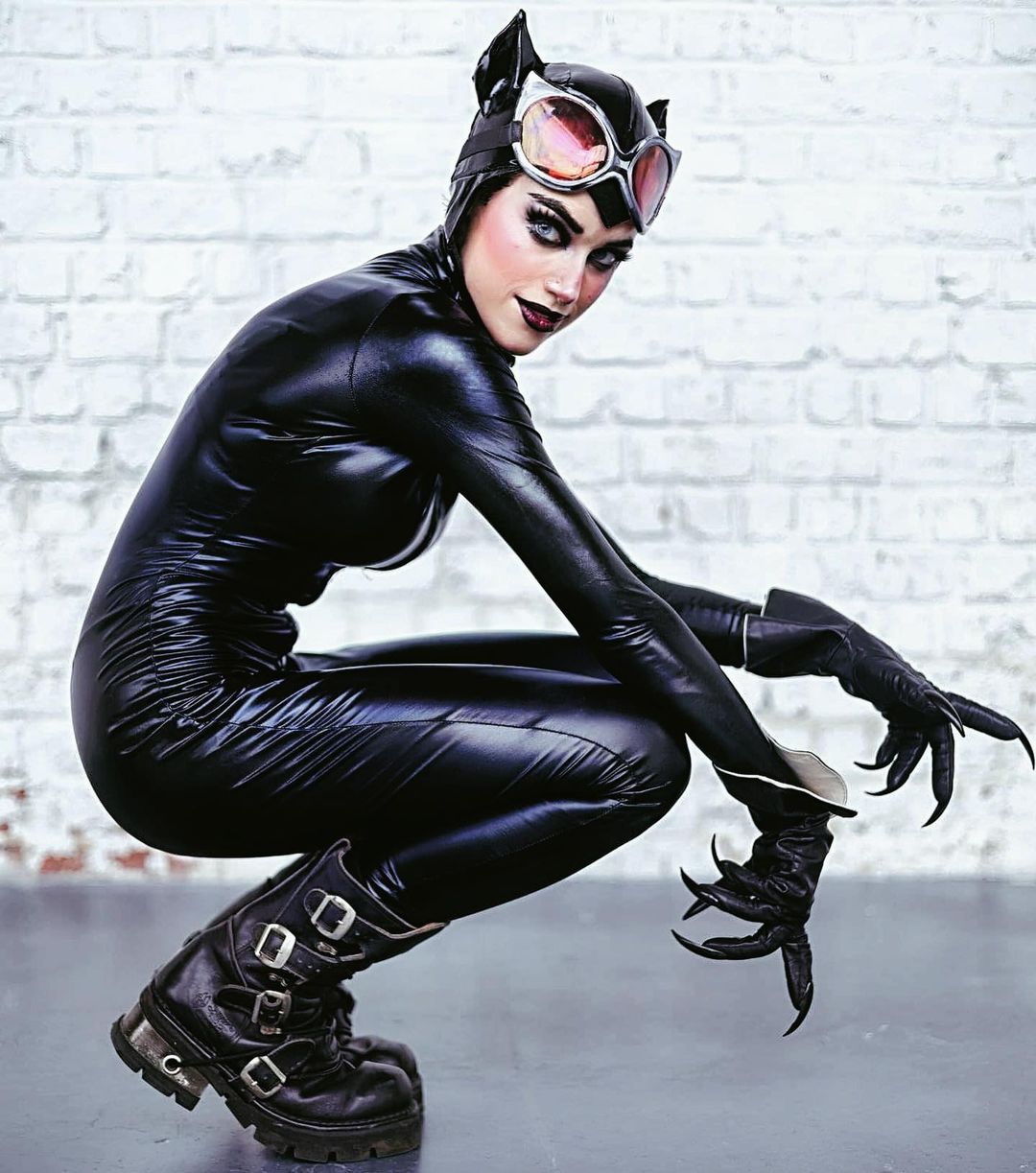 Catwoman By Palepainte