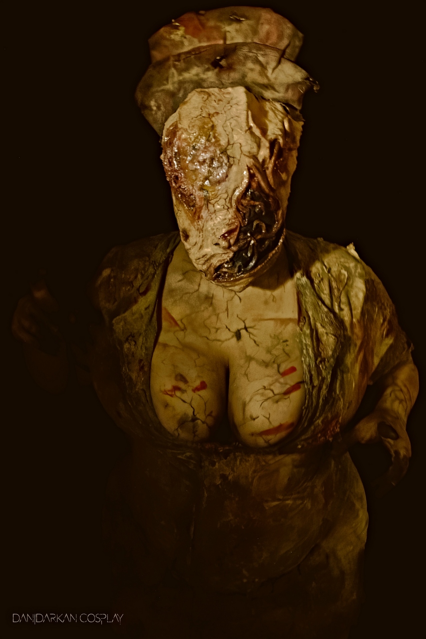 Silent Hill Nurse Danidarkan Cospla
