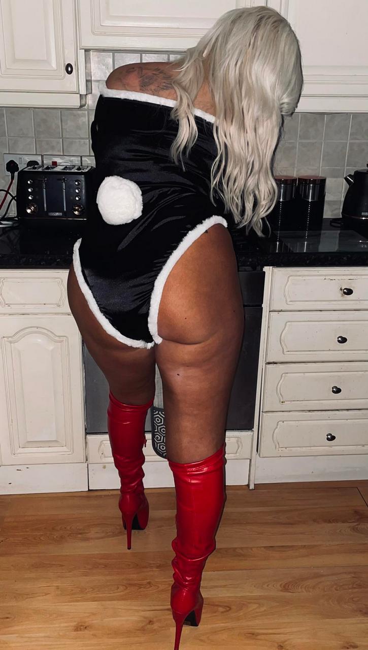 Gonna Serve You Up A Sexy Christmas Dinner Honey Hope Youre Hungr